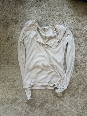 Wild J boutique Long Sleeve Henley Top in Light Beige